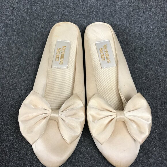 Victoria's Secret Vintage Westgate Satin Shoe Slipper Cream Bow 5/6 Gold Label - Picture 4 of 9
